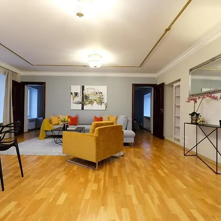 - 2 Bedroom On Old Town Main Street Viru Korter Tallinn